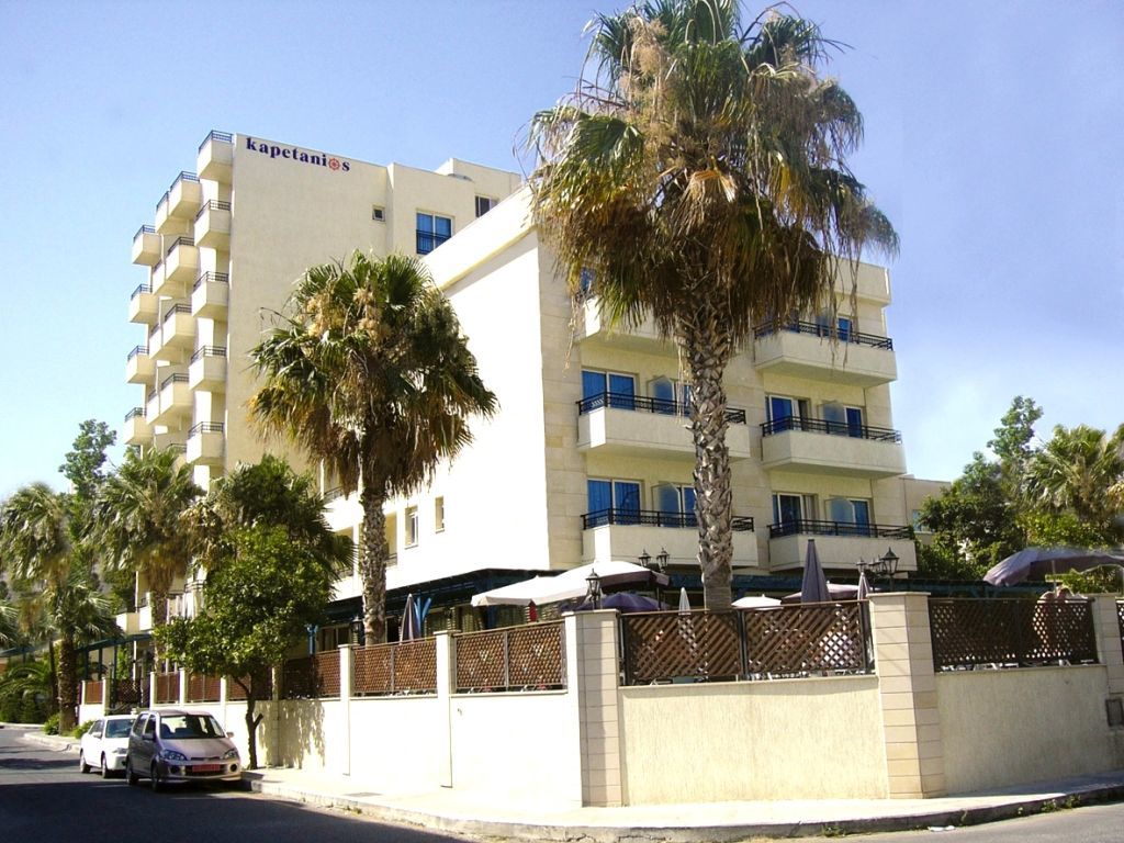 Kapetanios Limassol Hotel Extérieur photo